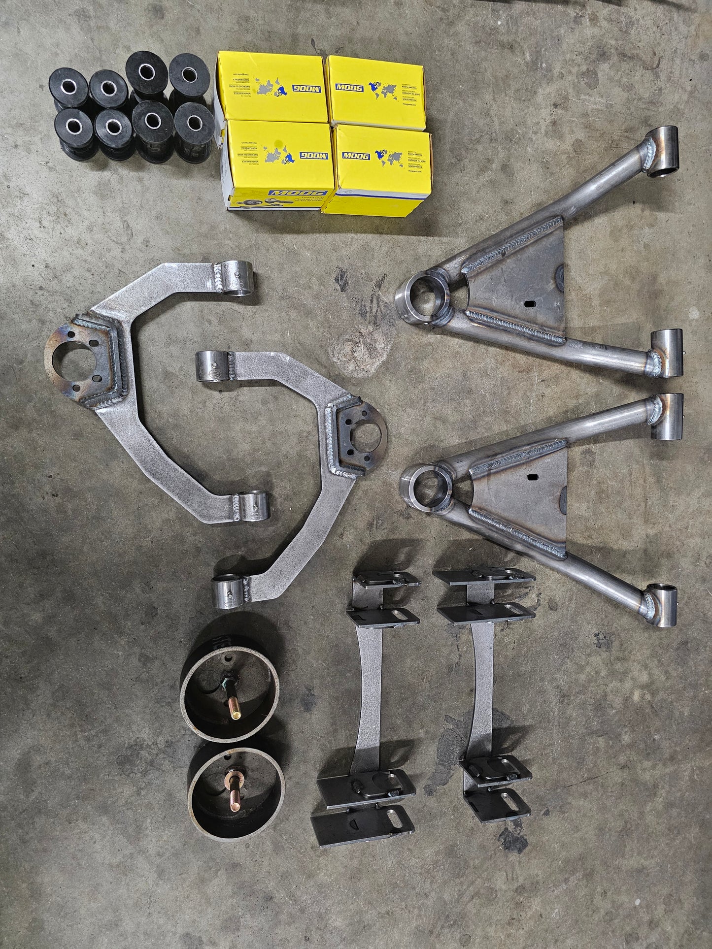 88-98 Chevy/GMC c1500 2wd front control arm kit (airbags)